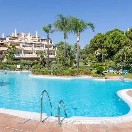 Luxurious 2 Bedroom With Facilities Benahavís