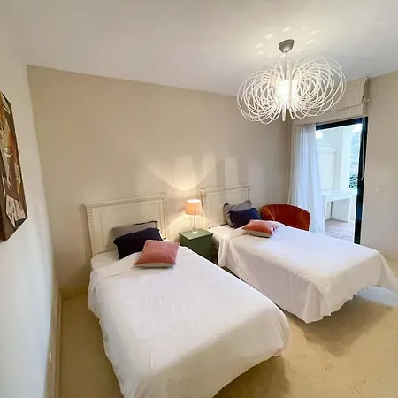 Luxurious 2 Bedroom With Facilities Benahavís