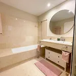 Luxurious 2 Bedroom With Facilities Apartment
