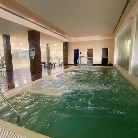 Luxurious 2 Bedroom With Facilities * Benahavis